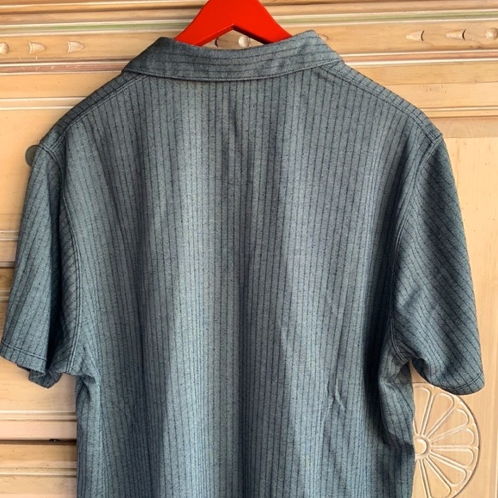 Kenneth Cole (XL) - Picture 10 of 16